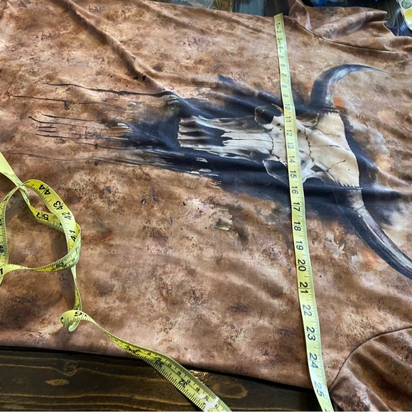 Brown Bull Skull Graphic T-Shirt - Picture 6 of 7